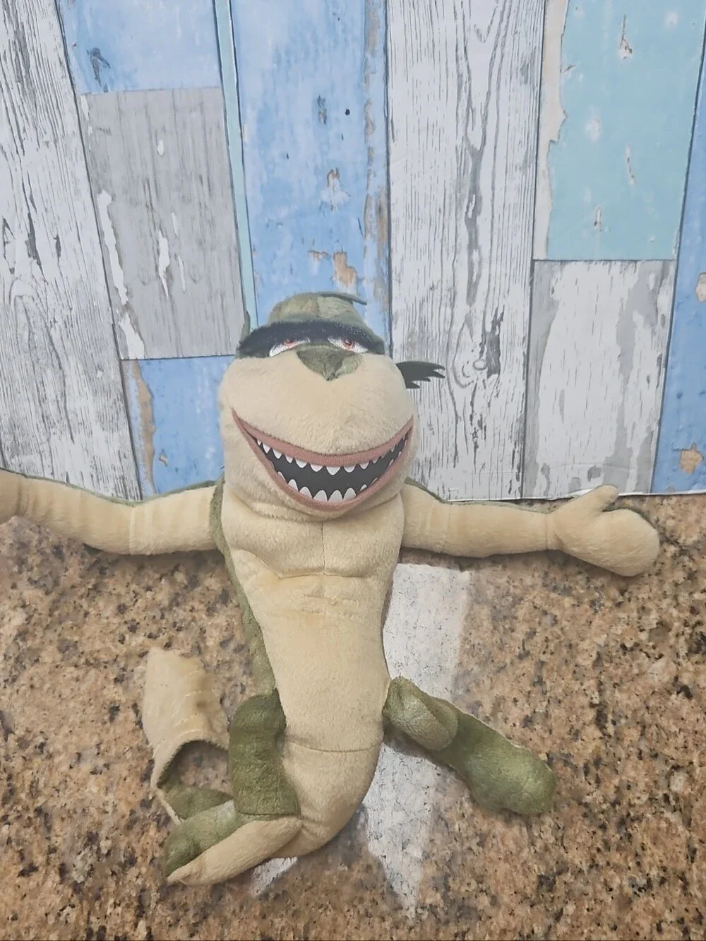 Monsters Vs Aliens missing Link Swamp Thing Plush Green Dreamworks 2009